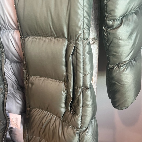 XS PRADA moss color puffer jacket - Picture 9 of 9